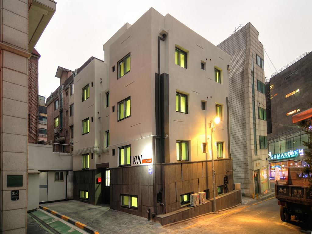 Hostel Kw Sinsa Σεούλ Εξωτερικό φωτογραφία